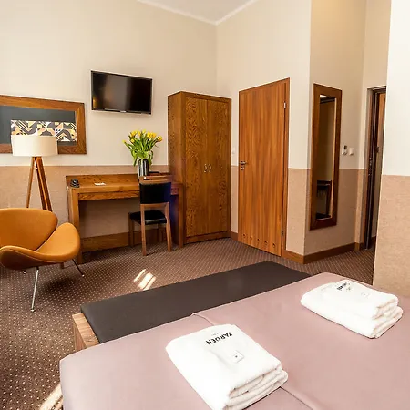 公寓式酒店 祖利安阿特瑞酒店 4*